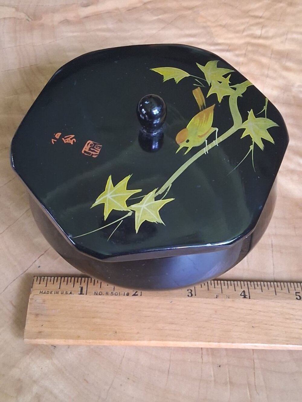 Vintage 1950s Japanese Lacquer Dresser / Powder Bowl with Lid - Picture 14 of 15